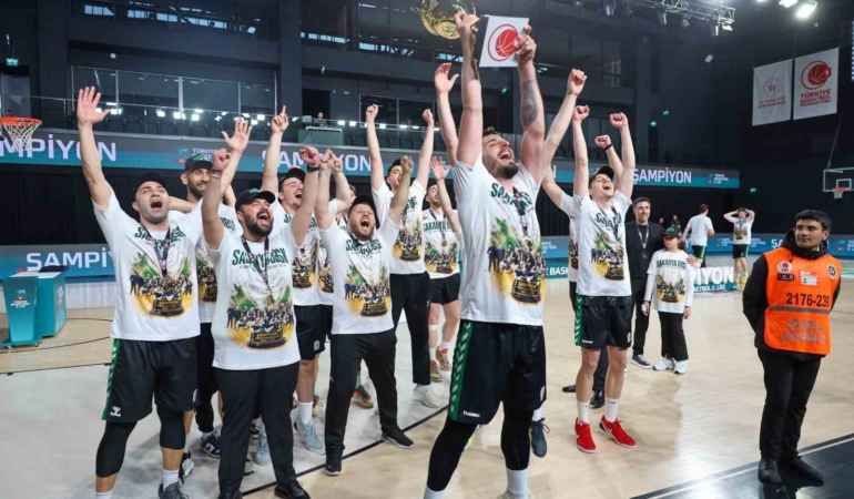 Türkiye Erkekler Basketbol 2. Lig’inde şampiyon Sakarya Büyükşehir oldu