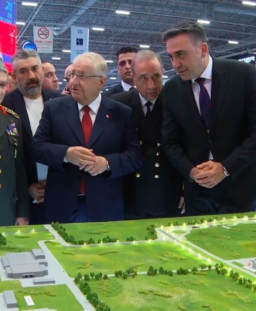 Milli Savunma Bakanı Yaşar Güler, SAHA EXPO’da sergilenen teknolojileri inceledi