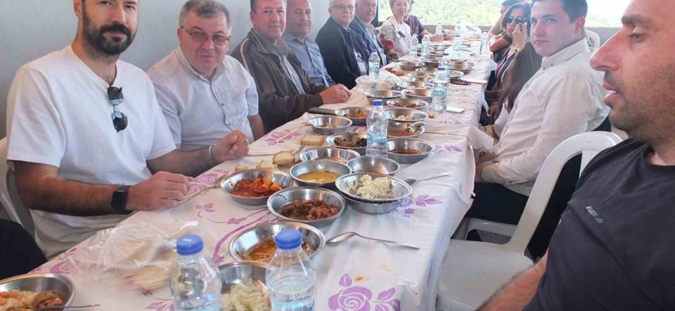 Balıkesir’de çiftçi hayırları devam ediyor