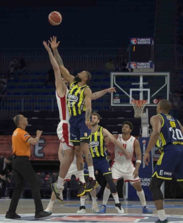 Fenerbahçe Beko, Basketbol Süper Ligi’ni lider tamamladı