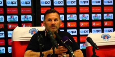 Okan Buruk: "İlk düşüncem, isteğim ve hayalim burada yine nice şampiyonluklar yaşamak"