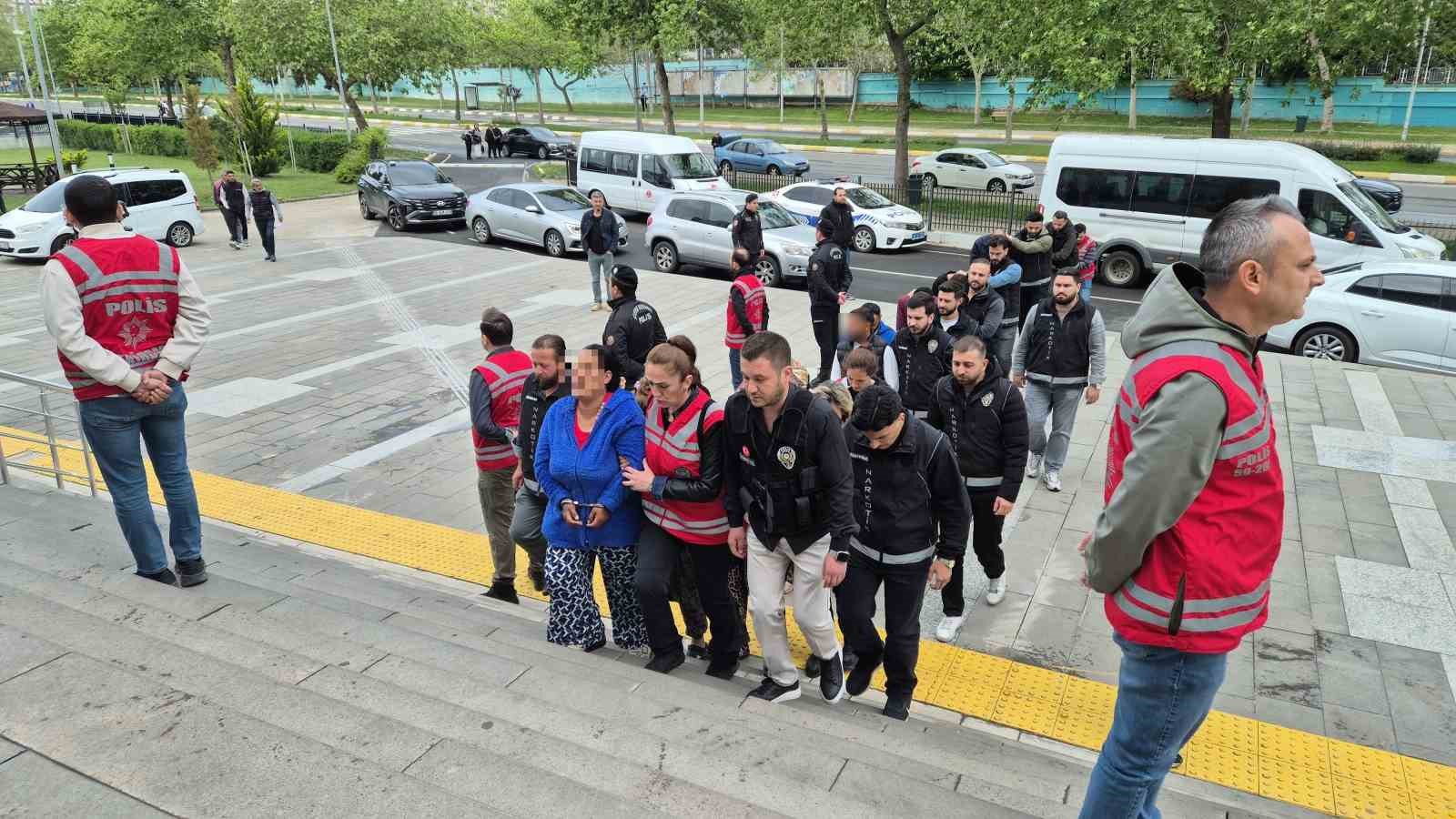 Tekirdağ’da şafak operasyonu: 20 şüpheli gözaltında