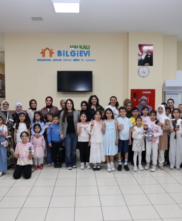 Küçükçekmece’de Anneler Günü renkli etkinliklerle kutlandı