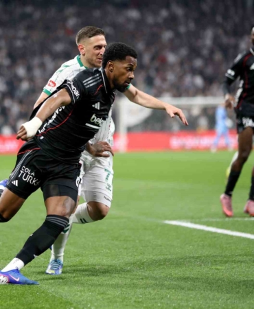 Ziraat Türkiye Kupası: Beşiktaş: 0 - Konyaspor: 0 (İlk yarı)