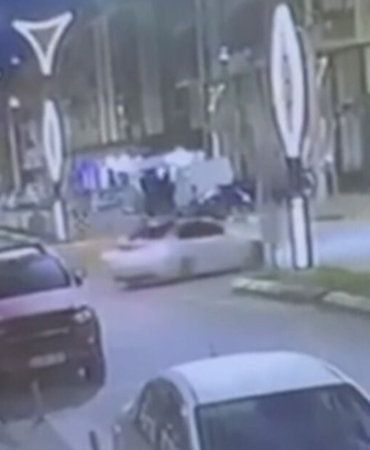 Kavşakta drift şovu pahalıya patladı