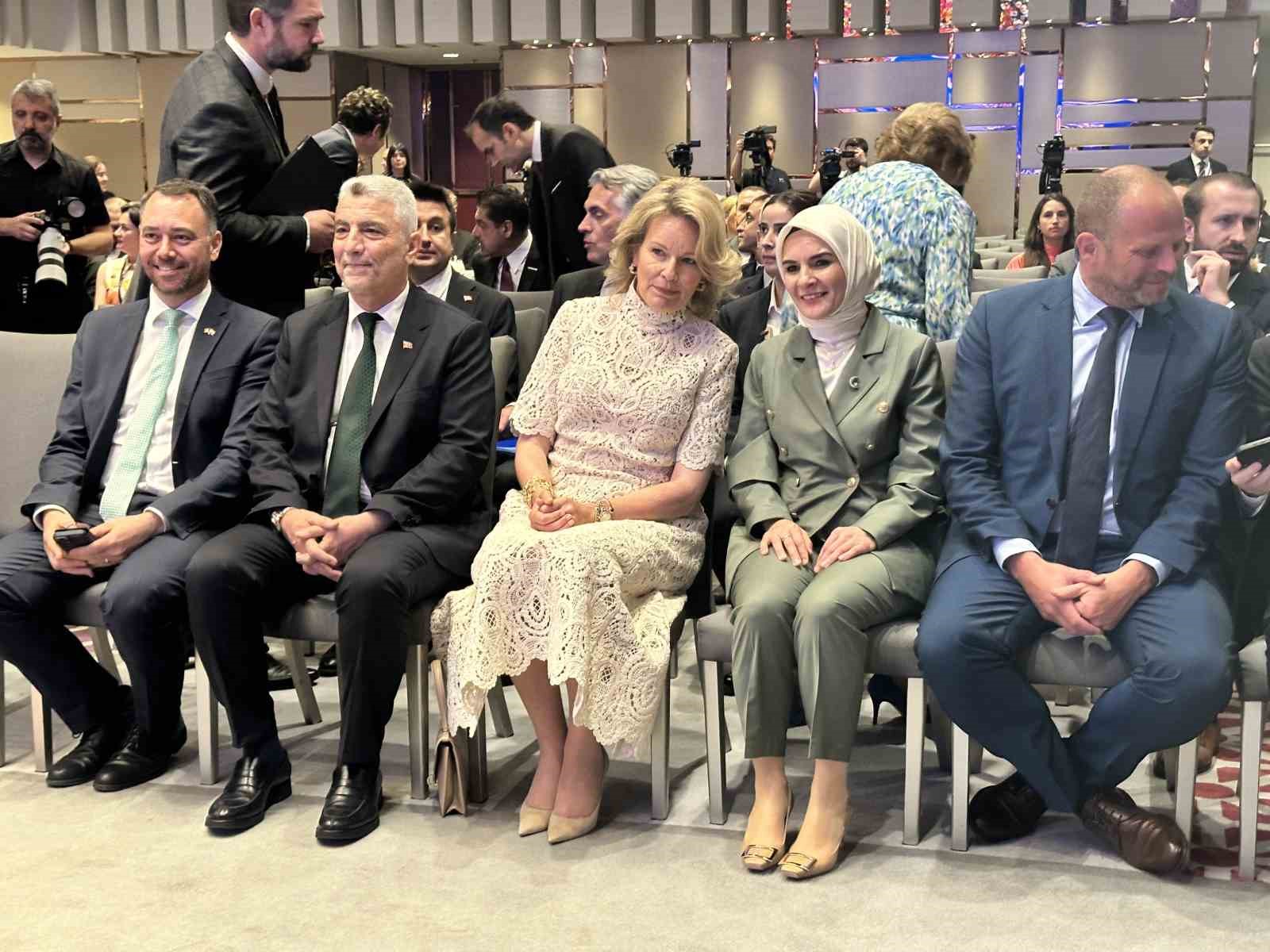 Aile ve Sosyal Hizmetler Bakanı Göktaş: "İki ülke arasındaki ticaret hacmi oldukça dengeli bir seviyede ilerliyor"