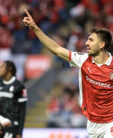 Nottingham Forest evinde Aston Villa’yı devirdi