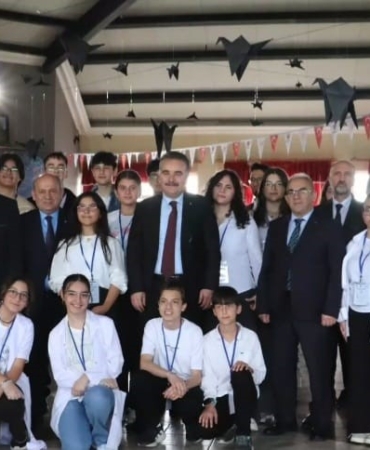 Genç yetenekler projelerini görücüye çıkardı