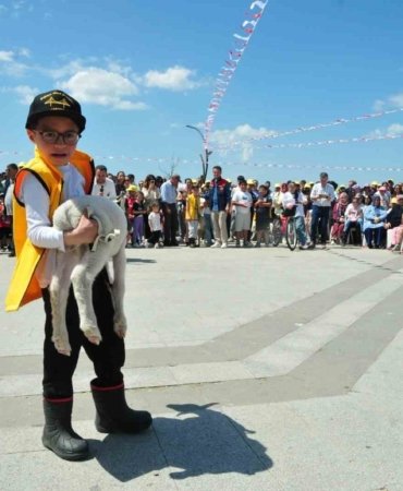 Çanakkale’de ’Boğazın Minik Çobanları’ yarışması