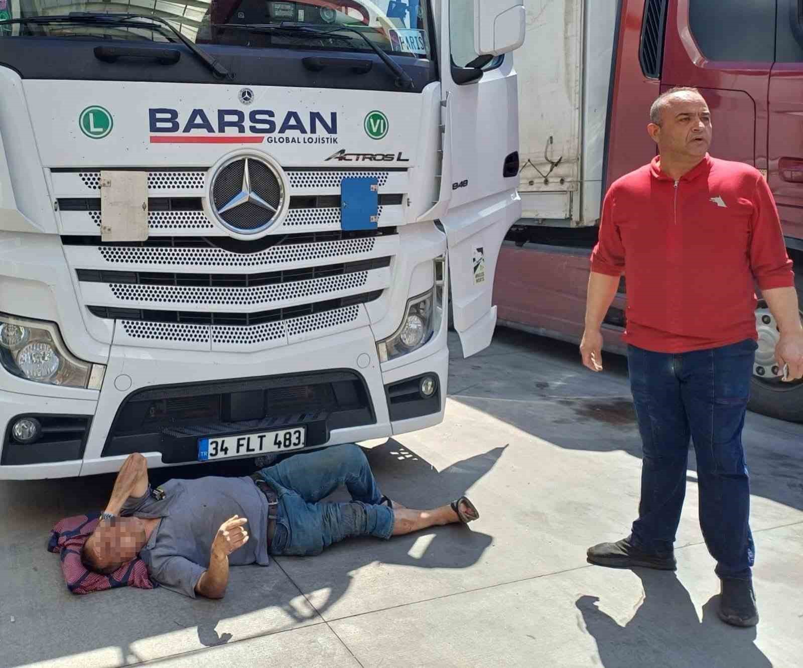 Kapıkule’de tırın çarptığı yaya yaralandı