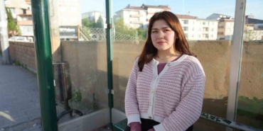 Genç kadın durakta tacizciyi saniye saniye kaydetti: "Ben hovardayım, hovarda"