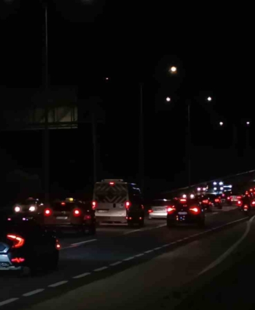 Tekirdağ-İstanbul yolunda dönüş yoğunluğu: Akşam saatlerinde zirve yaptı