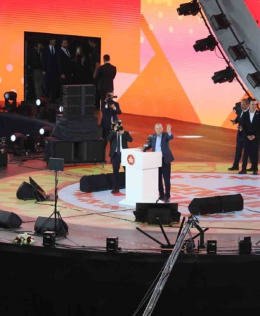Cumhurbaşkanı Erdoğan’dan gençlere: "Kifayetsizlere asla prim vermeyin"