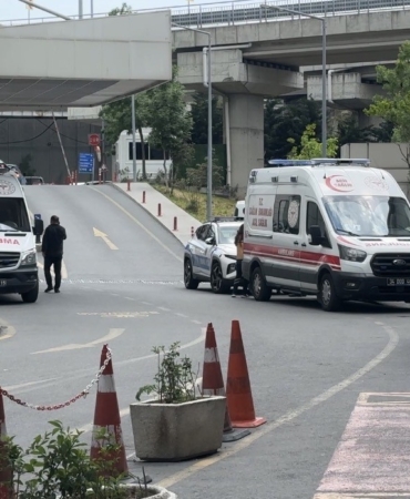 Bıçaklandı, hastaneye kaldırıldı: 10’uncu kattan düşerek can verdi