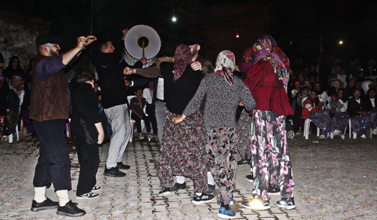 Çanakkale’de 82 yıllık bayram geleneği yaşatılıyor