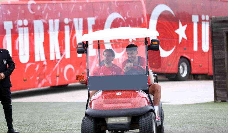 A Milli Futbol Takımı, Kuzey Makedonya maçı hazırlıklarını tamamladı