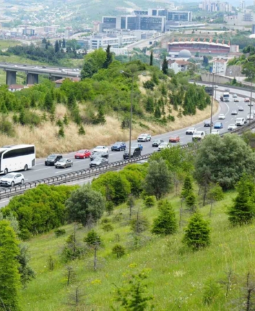 Kocaeli geçişinde Anadolu’dan Avrupa’ya bayram dönüş trafiği akıcı ilerliyor