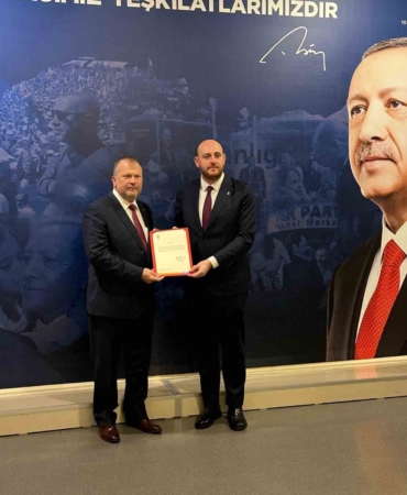 AK Parti ilçe başkanlığında görev değişimi
