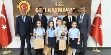 Çan Cumhuriyet İlkokulu Öğrencileri Akıl Zeka Oyunlarında Türkiye Finallerine Katıldı