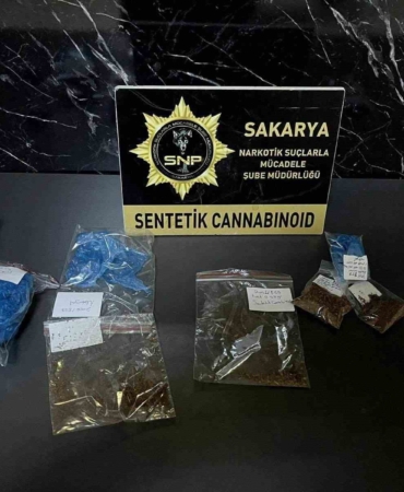 Sakarya’da uyuşturucu operasyonunda yakalanan 2 şüpheli tutuklandı