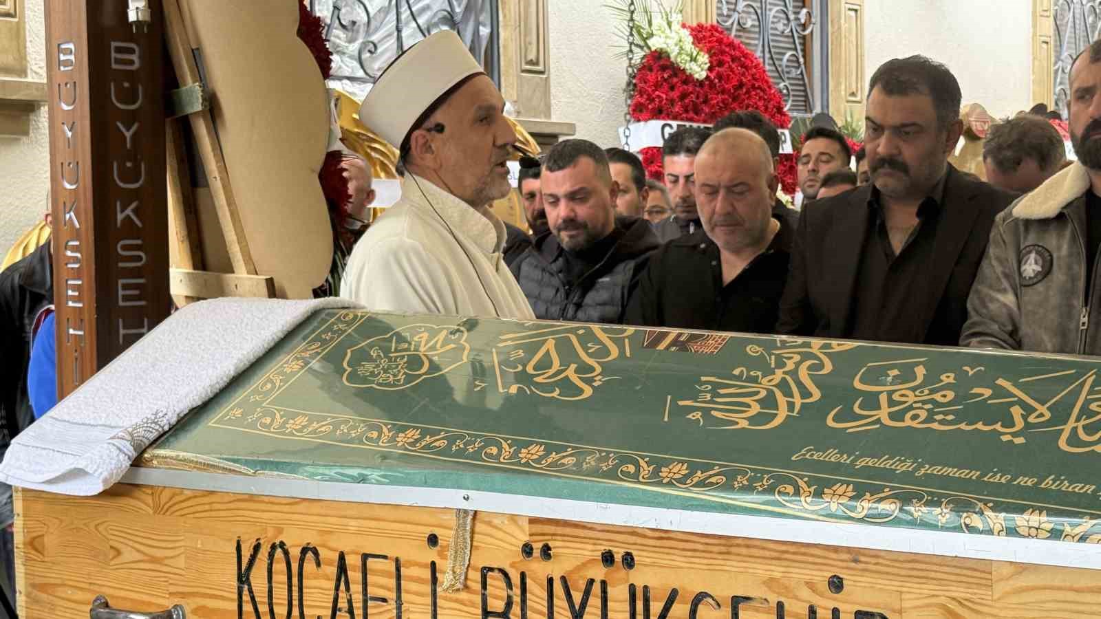 Ortağını öldürmüştü, 3 sene önce de kız arkadaşını yaralamış