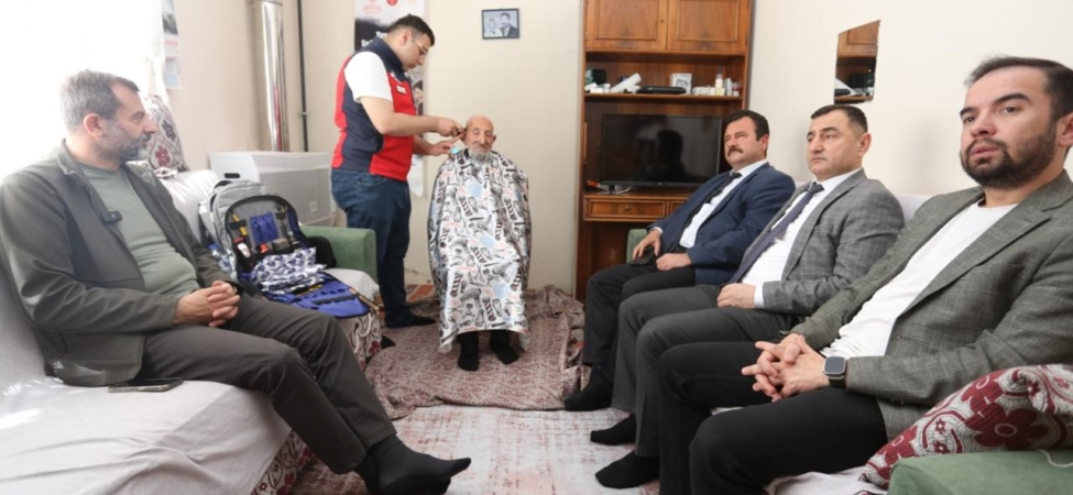 Gürsu’da çocuklara destek, büyüklere vefa