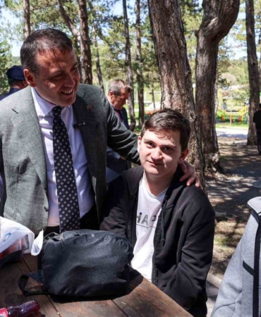 Vali Sözer, YKS öncesi öğrencilerle buluştu
