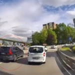 Ataşehir’de taralı alandan kaynak kamerada: Hem kural ihlali yaptı hem de diğer sürücü ile tartıştı
