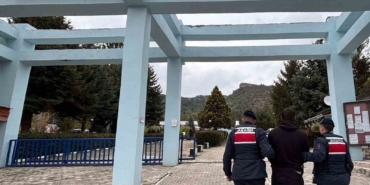 Çocuk istismarı suçundan aranan şahıs yakalandı