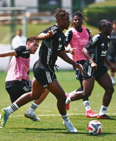 Beşiktaş’ta Çaykur Rizespor maçının hazırlıkları devam etti