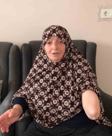 Köpekler kolunu parçaladı, gözleri açık gitti