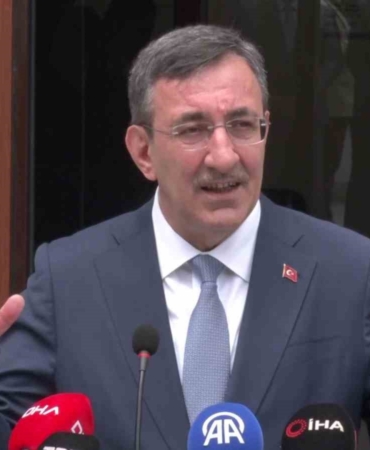 Cumhurbaşkanı Yardımcısı Yılmaz: "Belirsizliklerin, çatışmaların yükseldiği bu dönemde Türkiye güçlü bir merkez olarak konumlanacak"