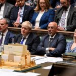 İngiliz basını: Başbakan Johnson istifa edecek