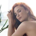 Mine Tugay, yalnız değil