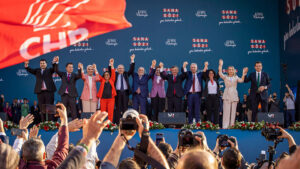 erdogan-ile-denk-gelmisti-kilicdaroglu-nun-istanbul-mitingi-one-alindi