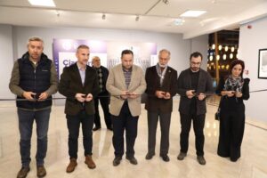 ec14c383-8d29-4641-b087-529576b18782