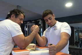 17 yaşındaki Emre’nin hedefi dünya bilek güreşi şampiyonluğu