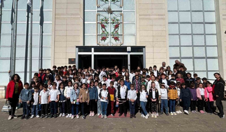 2 bin 825 kişi müzeyi ziyaret etti