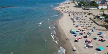 3 günlük yasak kalkınca sahilde adım atacak yer kalmadı