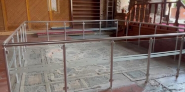 4 imparator taç giydi, o bölüm hala korunuyor