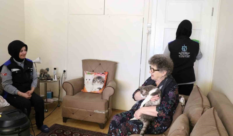 727 çınarın bayram temizliği yapıldı