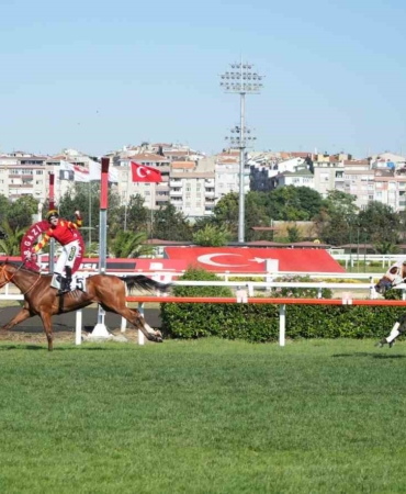 98. Gazi Koşusu’nu Dragon Flame kazandı