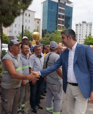 Başkan Gökhan Yüksel, Belediye Personeliyle Bayramlaştı (1)