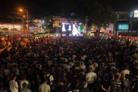 A Milli Futbol Takımı Almanya’da, Bursalılar meydanlarda coşku yaşadı