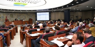 Ahmet Akın, "Balıkesir’i el birliği ile büyüteceğiz"