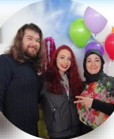 Aile katliamında ağır yaralanan genç kız 8 ay sonra hayatını kaybetti