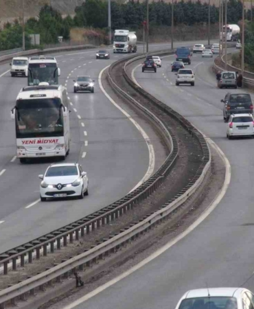 Akıcı yoğunluk devam ediyor