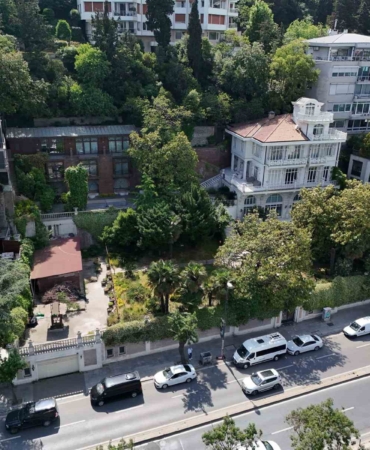 Akın İpek’in Bebek’teki yalısı 1,1 milyar liraya satıldı