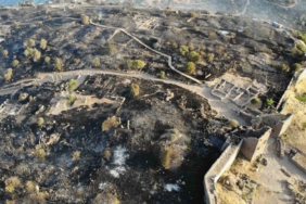 Alevlerden etkilenen 7 bin yıllık Assos Ören Yeri ve Athena Tapınağı havadan görüntülendi