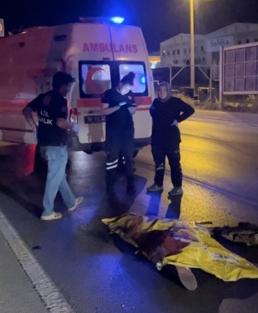 Anayola çıkan yayaya otomobil çarptı: 1 ölü